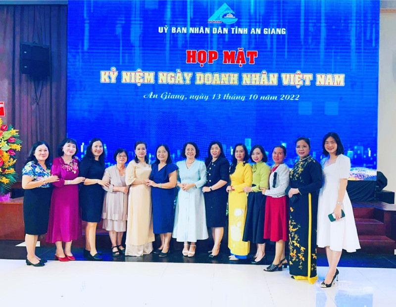 ky niem ngay doanh nhan viet nam 2